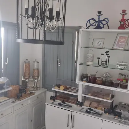 마레 노스트룸 산토 이아