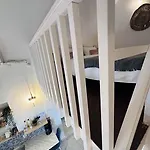 Mare Nostrum Santo Apartman Ía