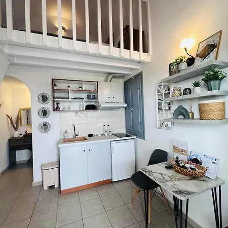 Mare Nostrum Santo אויה