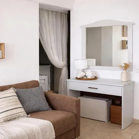 マーレ ノストラム サント アパート *