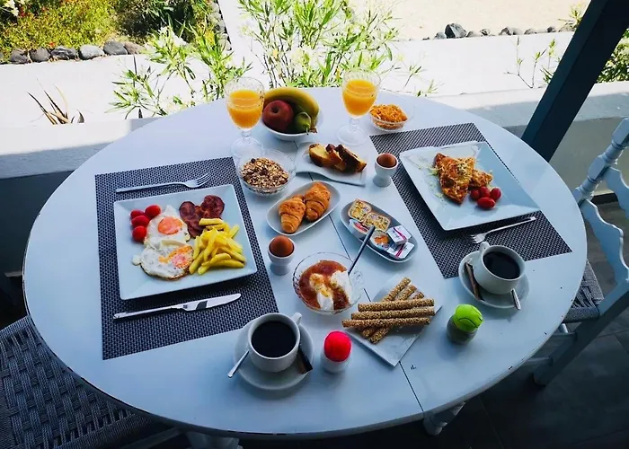 Mare Nostrum Santo Oia (Santorini)