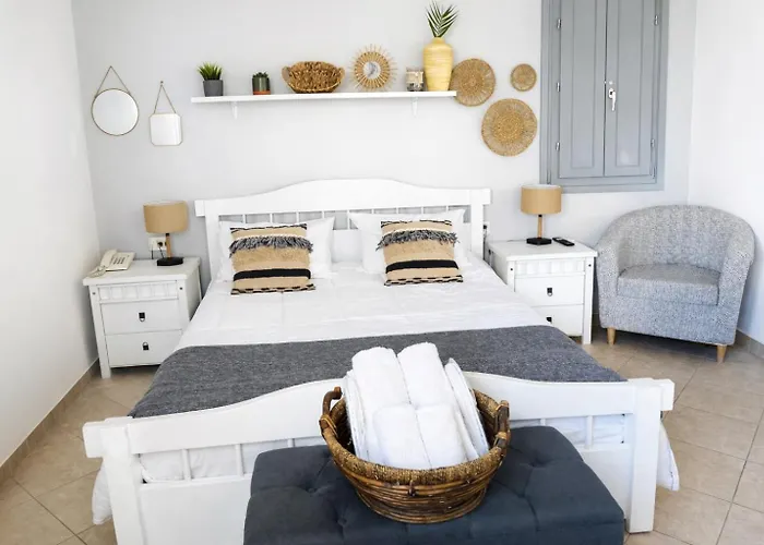 Mare Nostrum Santo Daire Oia